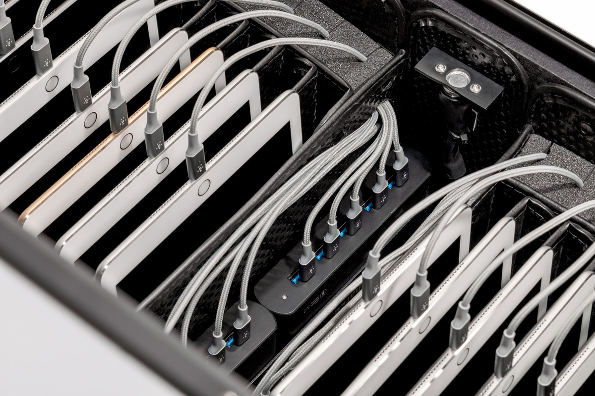 208721170_parat_paraproject_case_tc20_twincharge_tabletkoffer_kabel_weiss_detail6