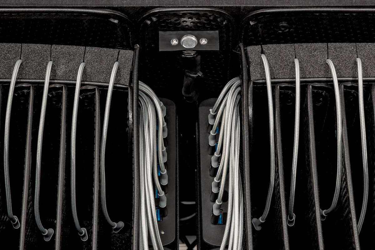 208721170_parat_paraproject_case_tc20_twincharge_tabletkoffer_kabel_weiss_detail9