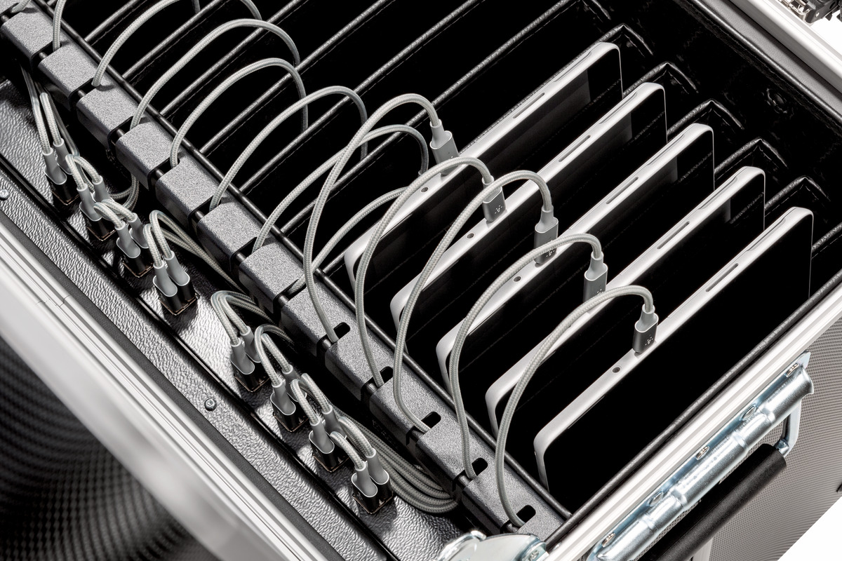 20860315101_parat_paraproject_case_i16_typ_c_tabletkoffer_schwarz_detail2