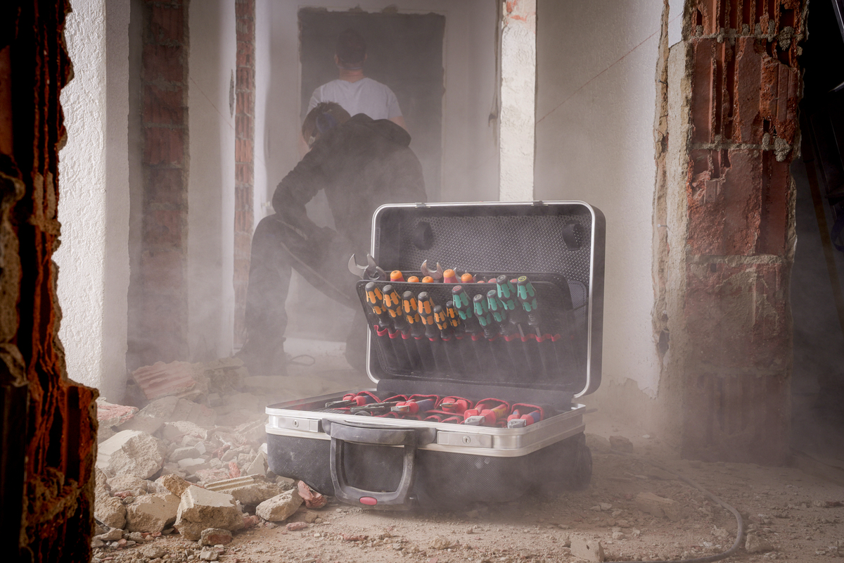 689500171_parat_werkzeugkoffer_toolcase_rollenkoffer_classic_kippzylinderschloss_kingsize_roll_bodenschale_baustelle_2