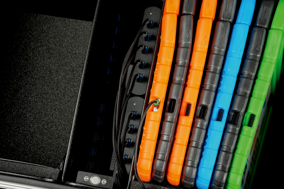 20872615120_parat_paraproject_case_tc20_educover_twincharge_tabletkoffer_detail
