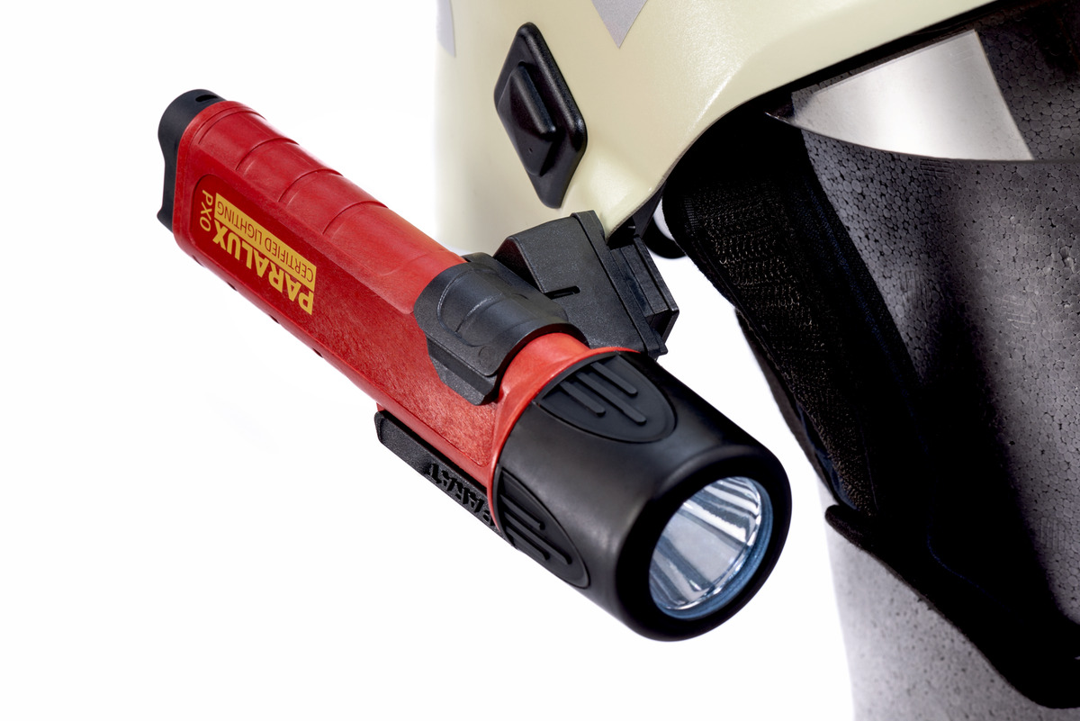 6902068151_parat_parasnap_ultralux_base_schuberth_f220_rechts_detail1