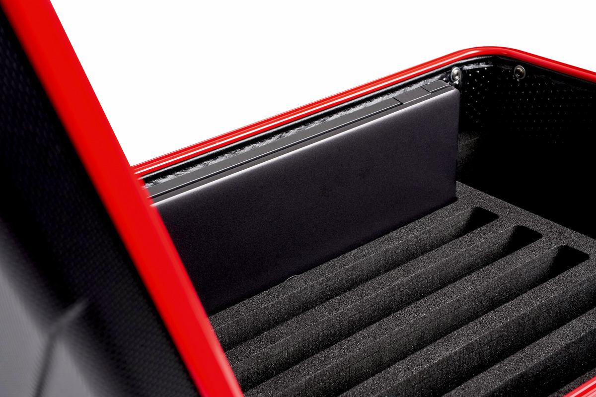 208748151_parat_paraproject_case_notebook_active_detail5