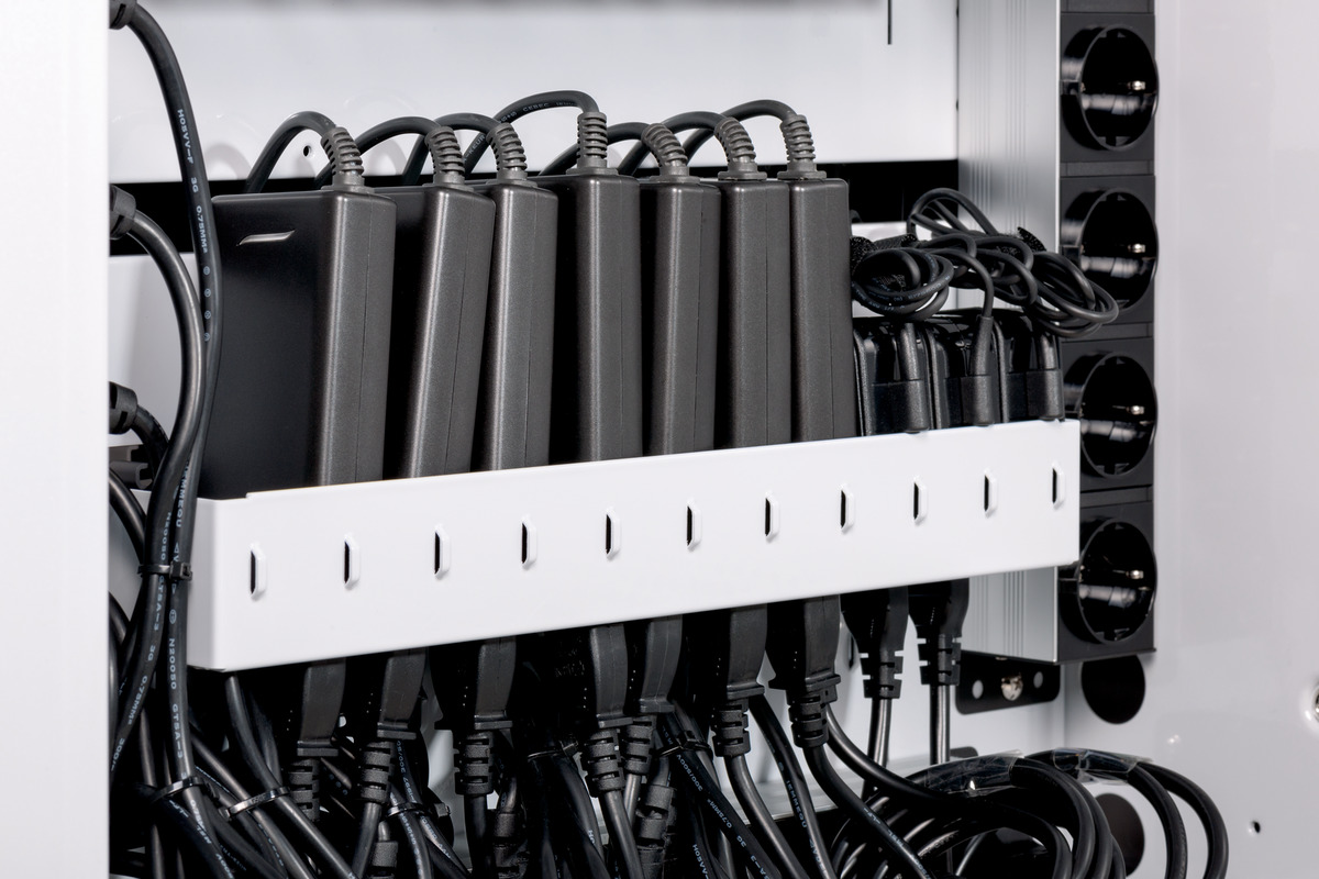 832600999_parat_paraproject_trolley_u32_tabletwagen_detail6